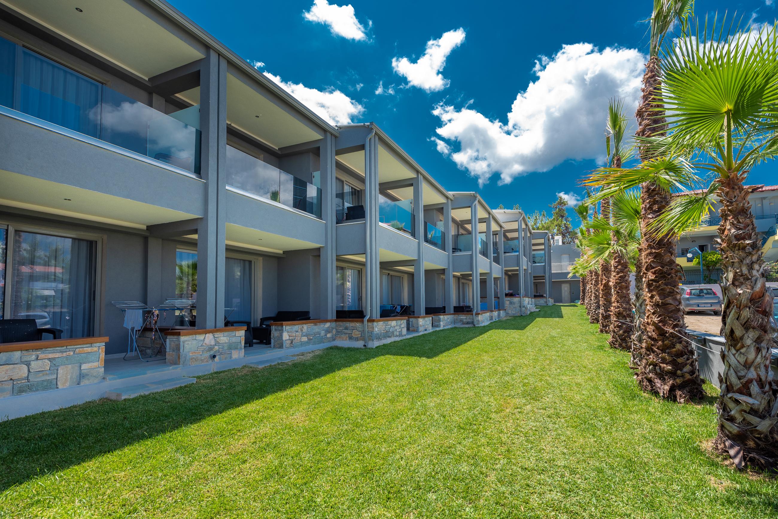 Dionysos Hotel & Suites Hanioti Exterior photo