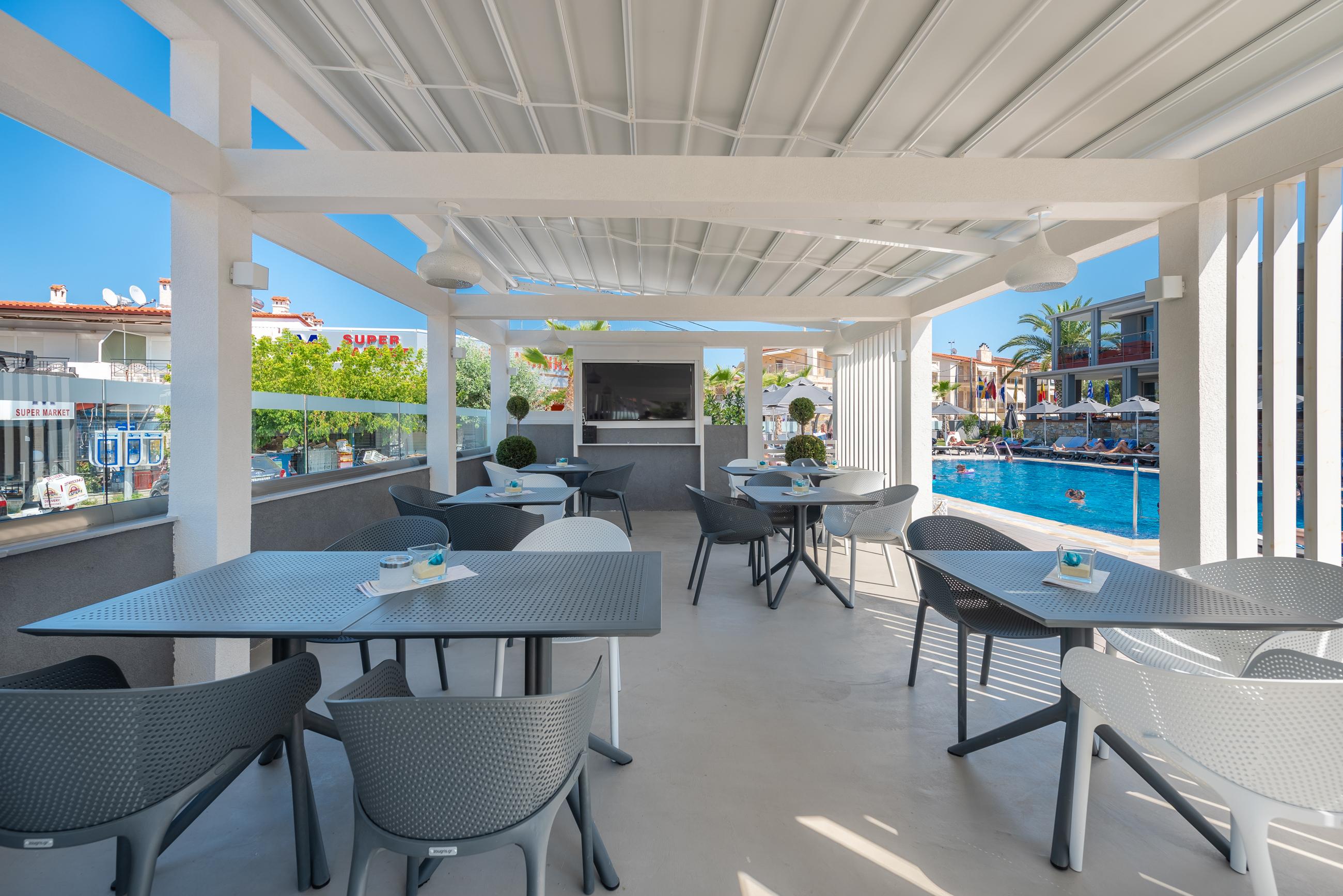 Dionysos Hotel & Suites Hanioti Exterior photo