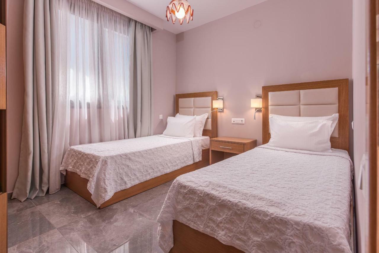 Dionysos Hotel & Suites Hanioti Exterior photo